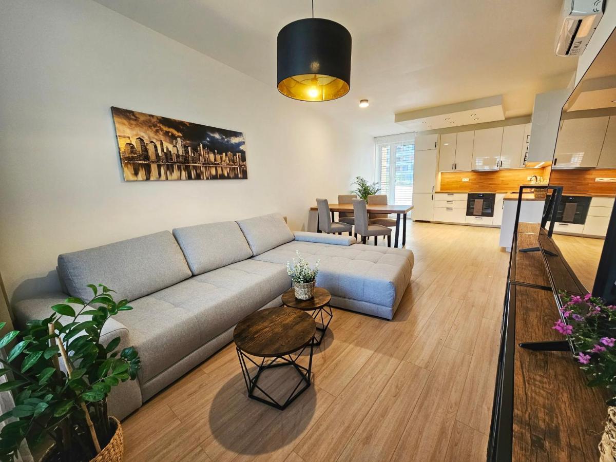 3 Room Apartment 2X Balcony, New Building, 21 Bratysława Zewnętrze zdjęcie